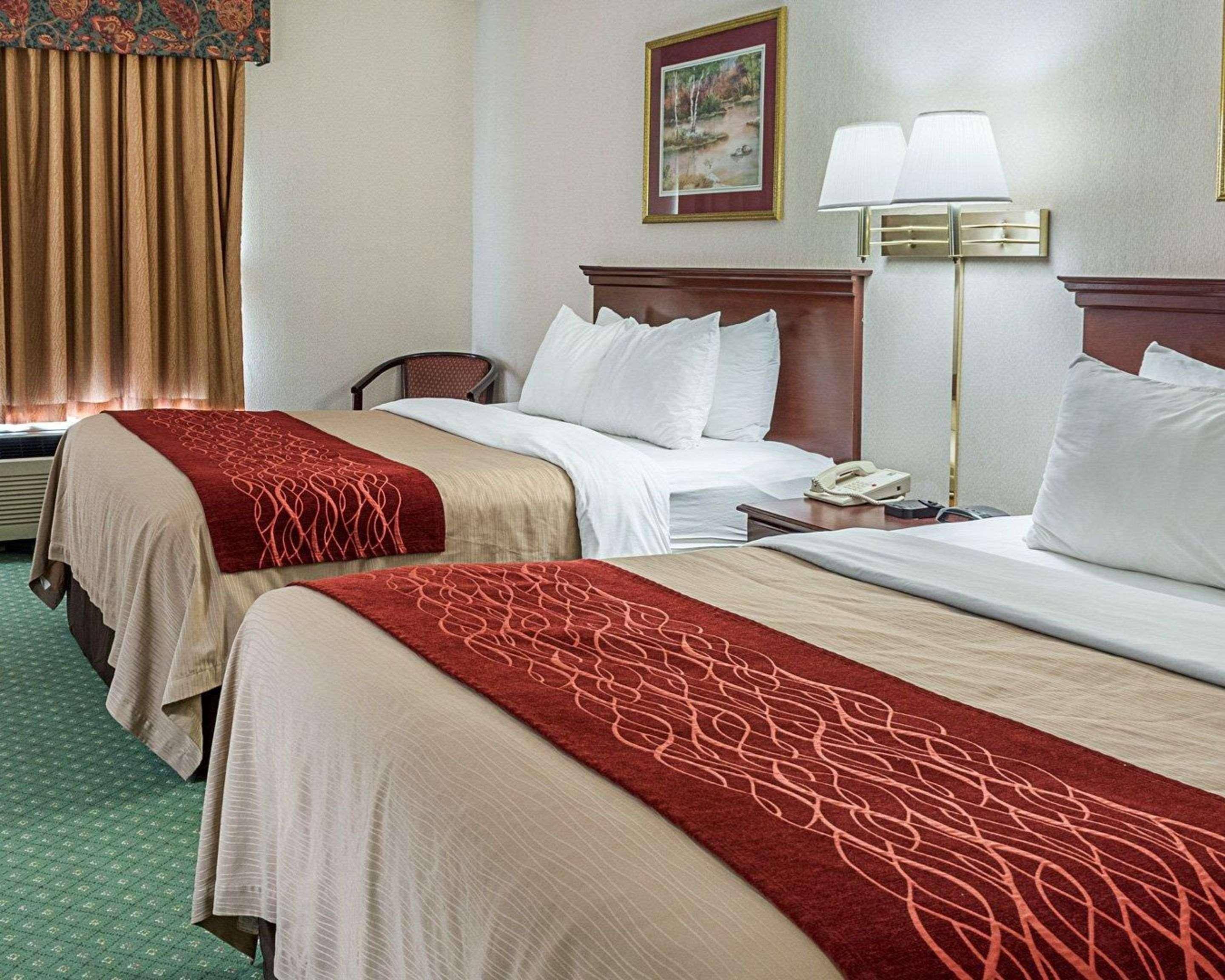 Holiday Inn Express - Gloucester By Ihg Екстериор снимка